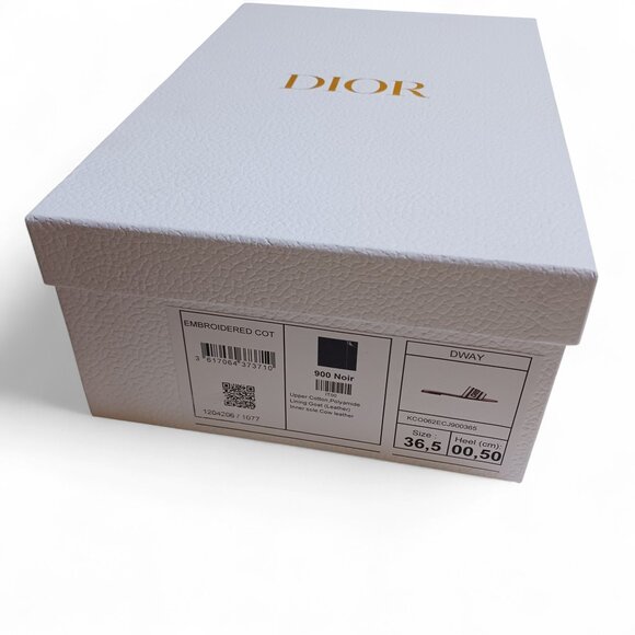 Authentic Dior White Shoe Box w/ Tissue Paper, Card & Cloth Satchel  12" x 8" - Picture 5 of 16